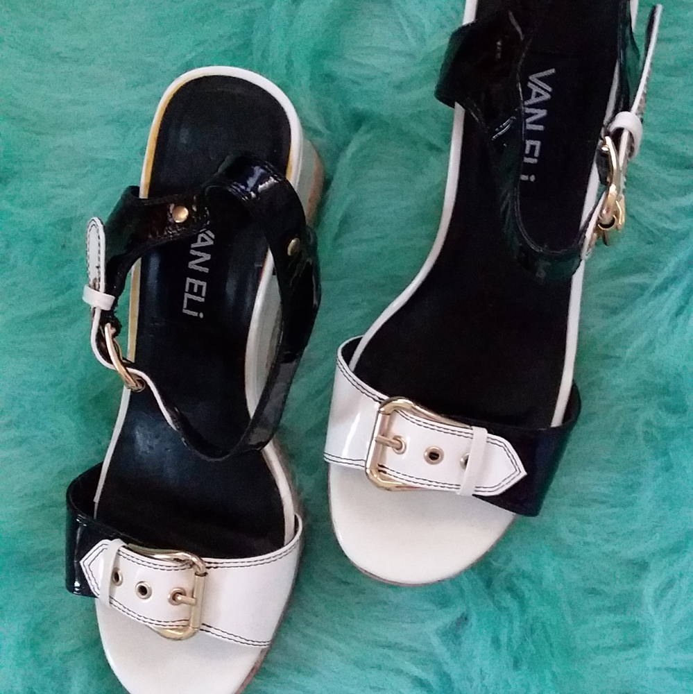 Vaneli platform sandals